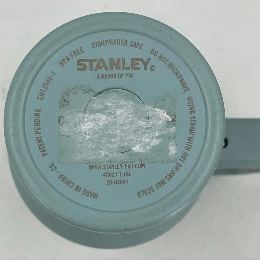 Stanley 40oz Quencher Seafoam Insulted Tumbler Mug w/‎ Handle & New Straw